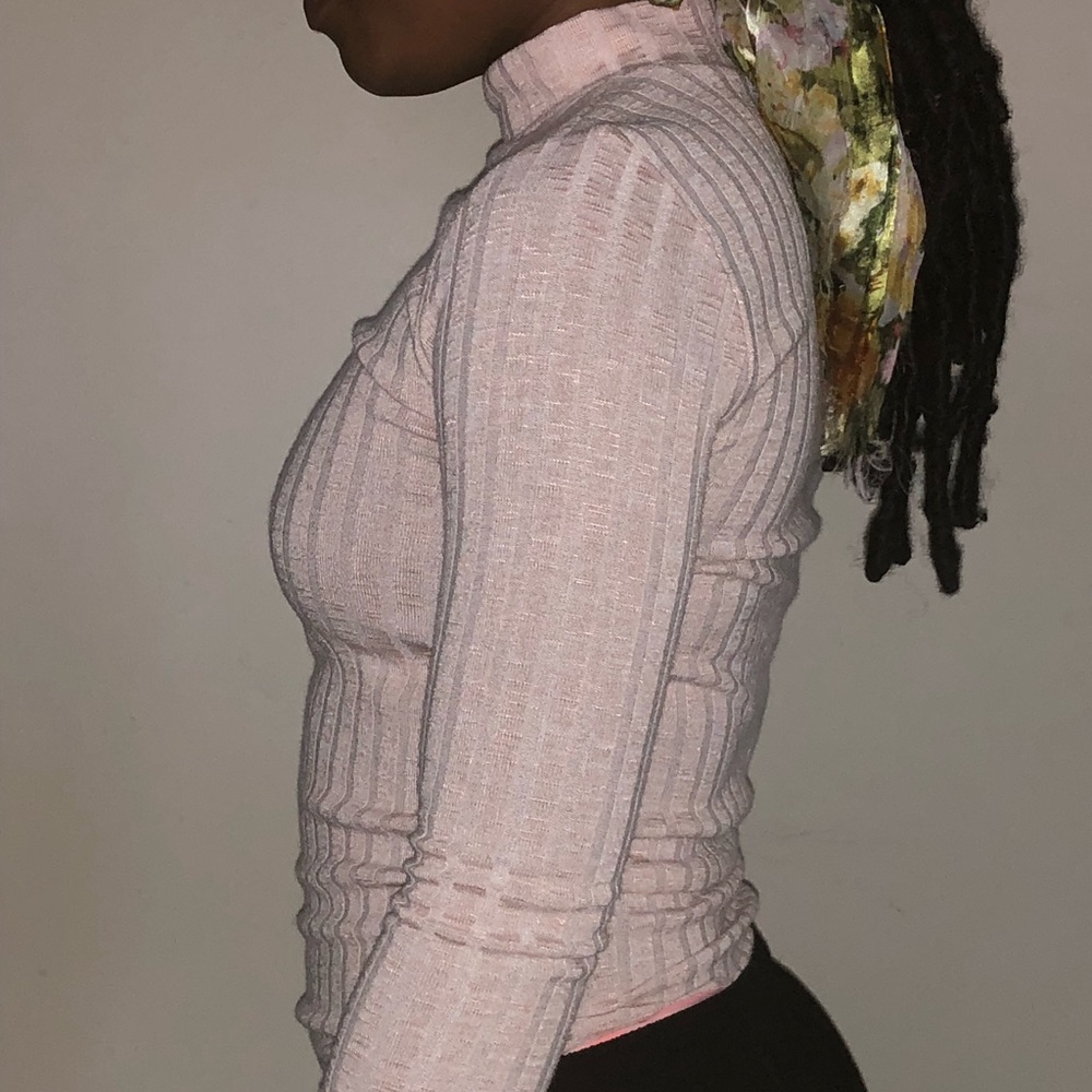 Turtle neck - Picture 3 of 4